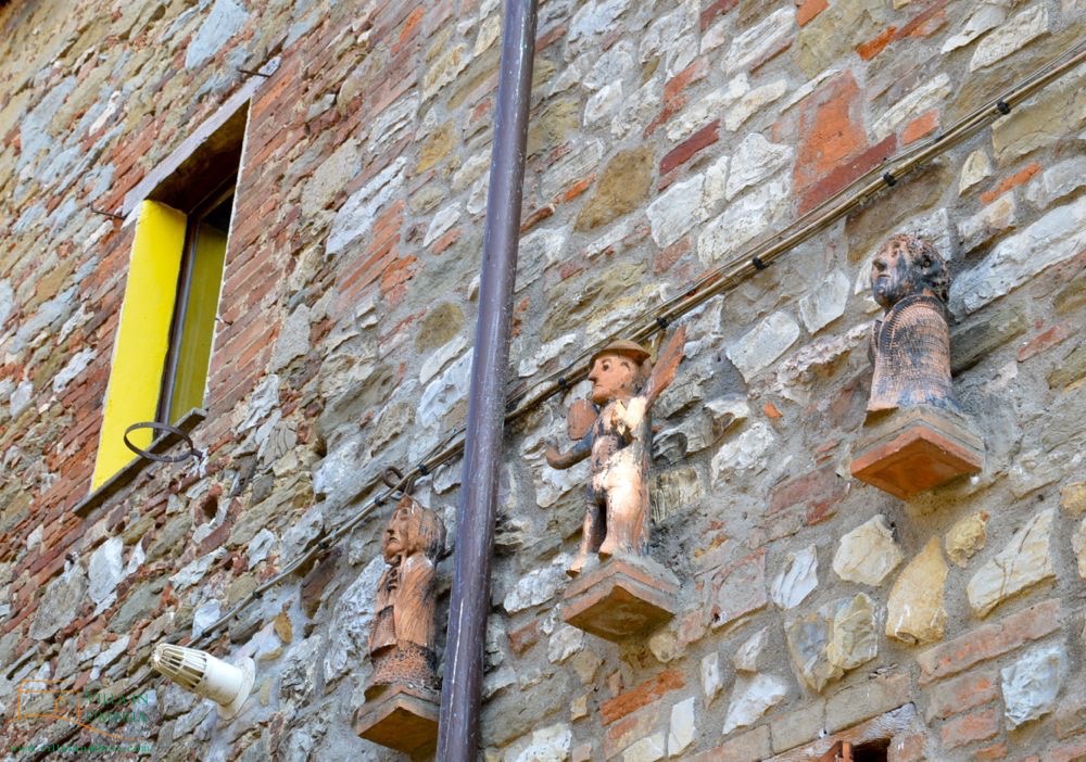 Verborgen kunstwerkjes aan de muur Verborgen kunstwerkjes aan de muur