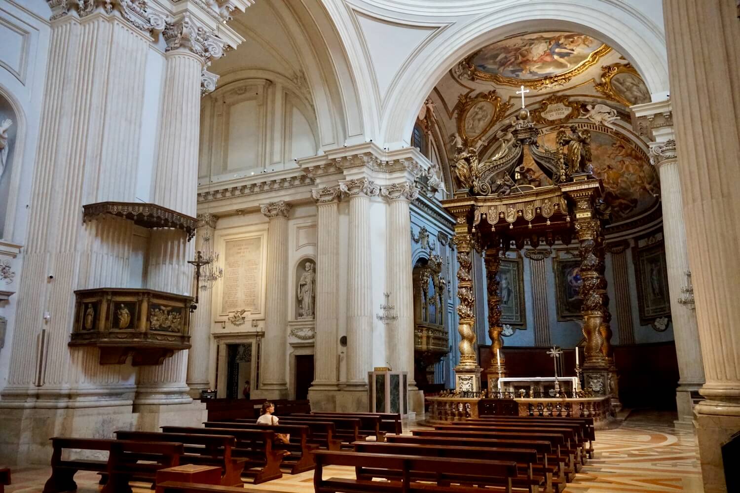 De kathedraal van San Feliciano