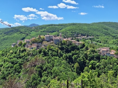 Tibetan suspension bridge in Sellano