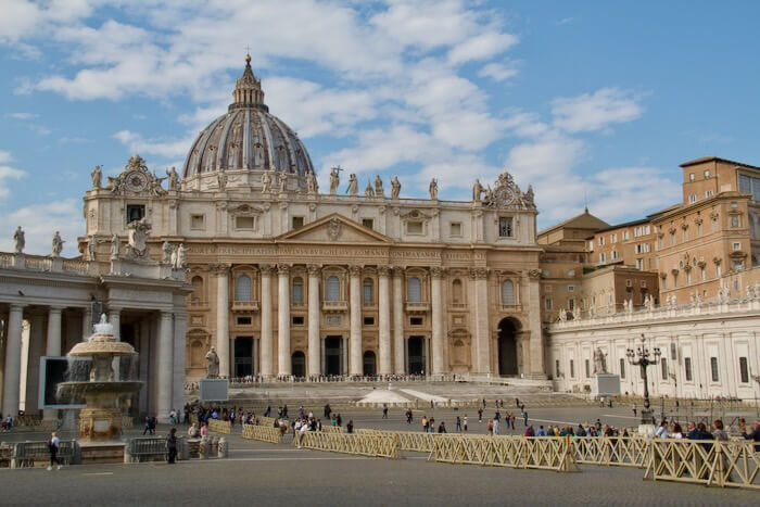 Het Sint Pietersplein in Rome Het Sint Pietersplein in Rome